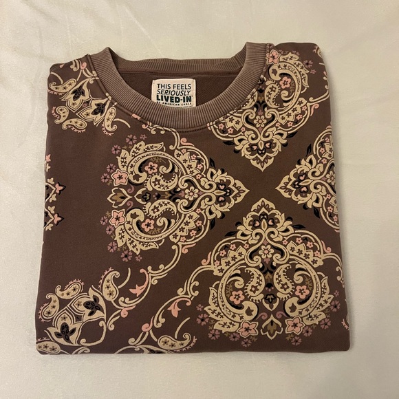American Eagle Outfitters Tops - American Eagle Outfitters Brown Paisley Sweatshirt